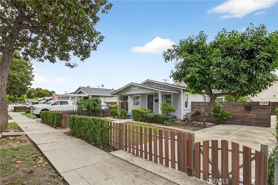 124 N Princeton Avenue, Fullerton, CA 92831 - Image #2
