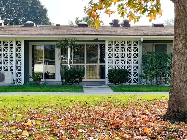 13660 Annadale Dr., M1-24c, Seal Beach, CA 90740 - Image #1