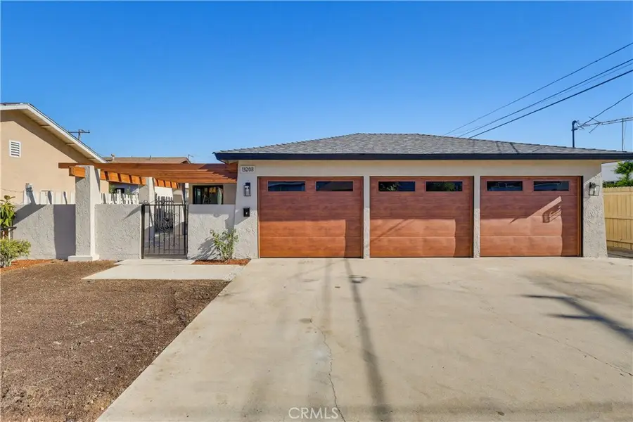 13208 Florwood, Hawthorne, CA 90250 - Image #2