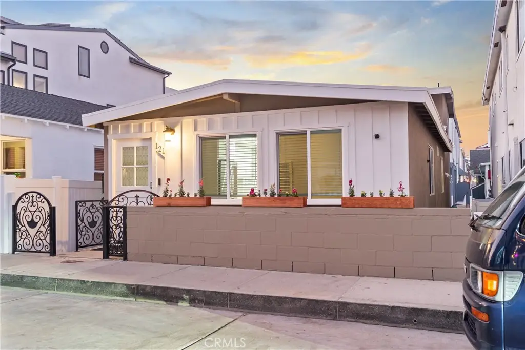 121 25th, Newport Beach, CA 92663 - #1