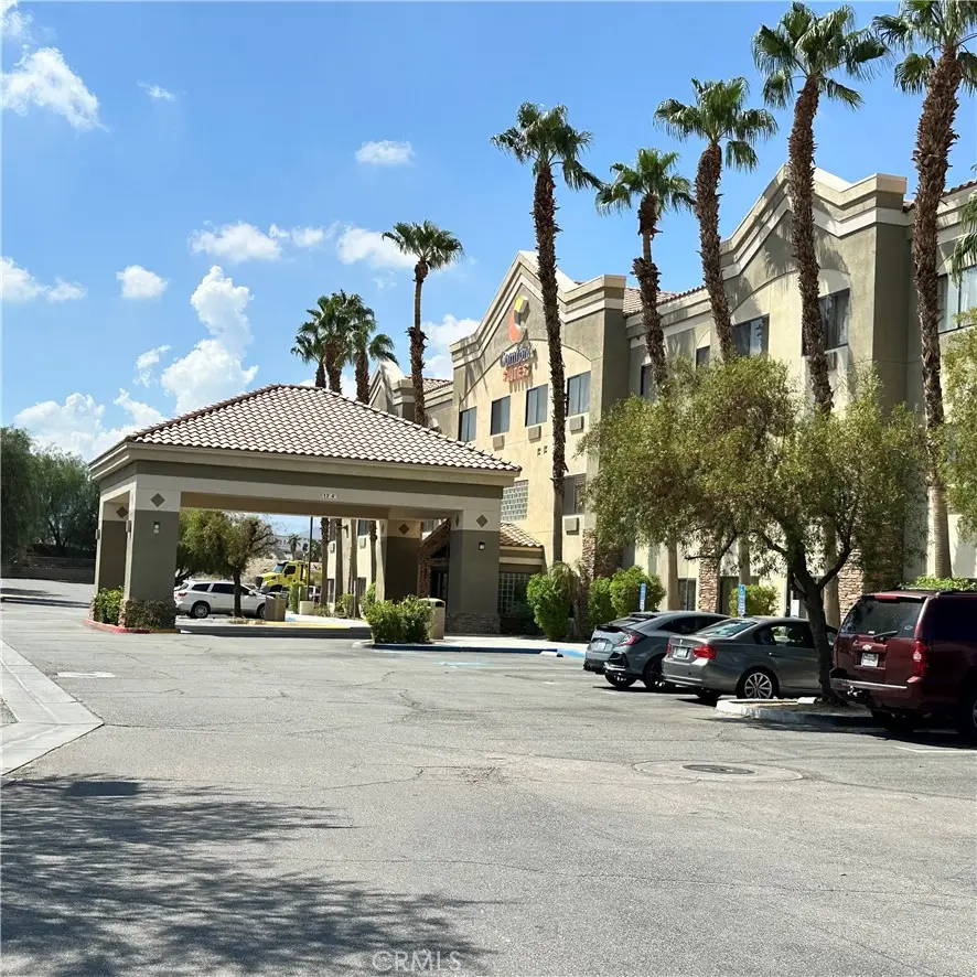 39565 Washington, Palm Desert, CA 92211 - #3