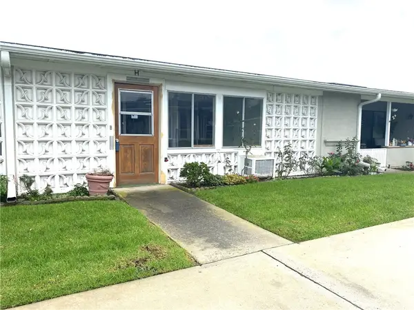 1621 Monterey Rd., M2-19h, Seal Beach, CA 90740