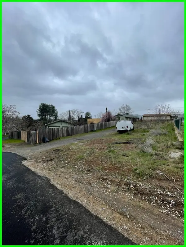 13731 Santa Clara, Clearlake, CA 95422