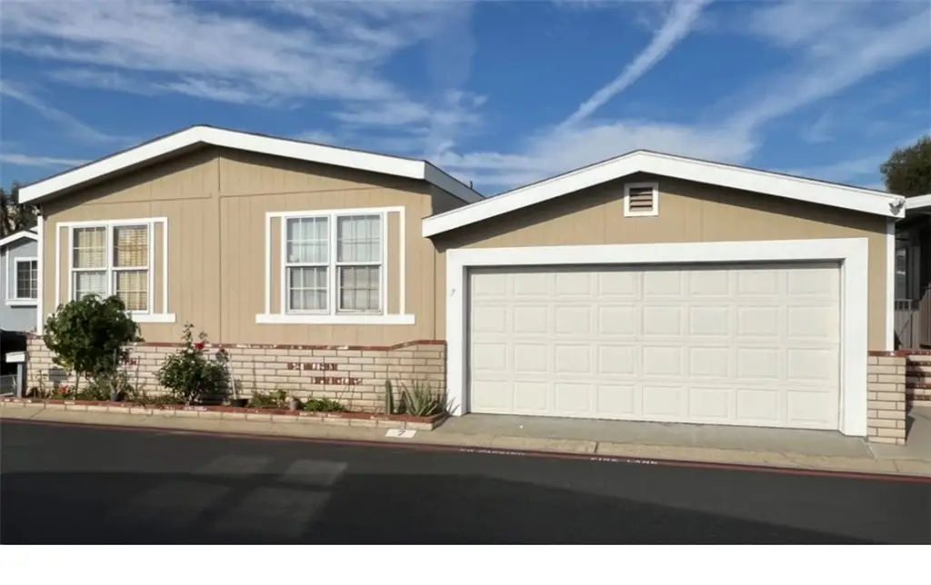 5815 La Palma #7, Anaheim, CA 92807 - Image #1