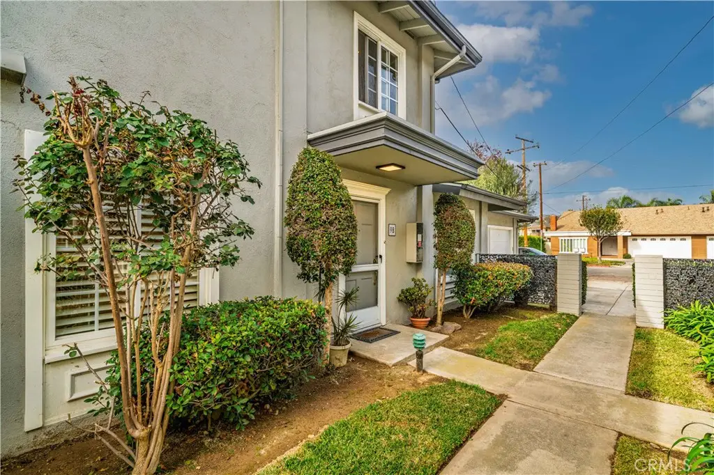 1845 Anaheim Avenue #9B, Costa Mesa, CA 92627 - Image #1