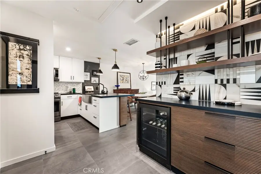 5118 Marina Pacifica Dr S, Long Beach, CA 90803 - Image #2