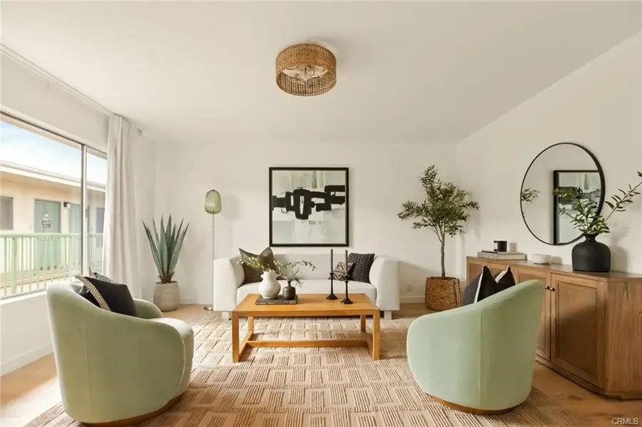 334 Gladys, Long Beach, CA 90814 - Image #3