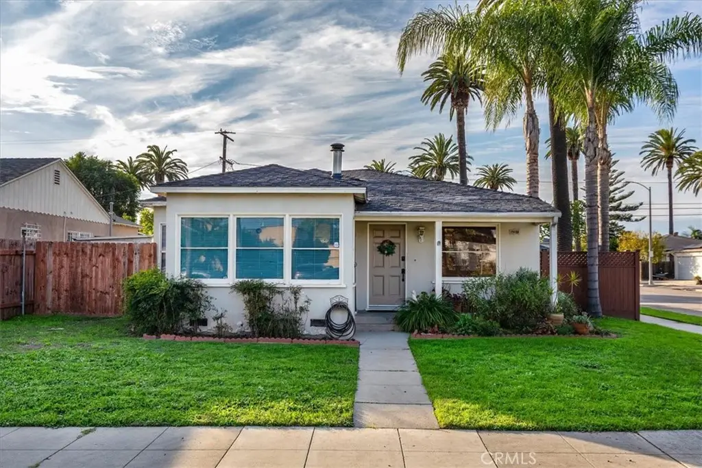 2289 Golden Avenue Avenue, Long Beach, CA 90806 - Image #1