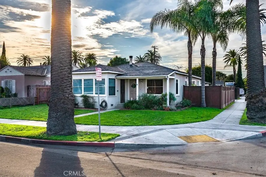 2289 Golden Avenue Avenue, Long Beach, CA 90806 - Image #2
