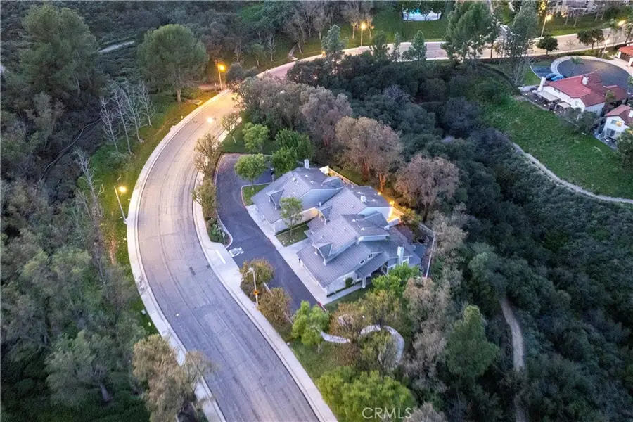 825 S Jacaranda Way, Anaheim Hills, CA 92807 - Image #2