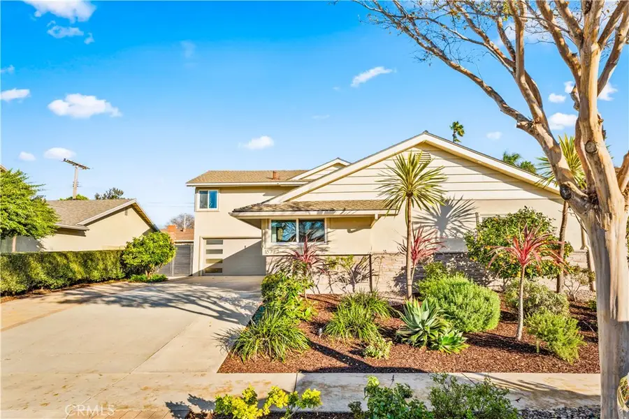 16772 Glenhaven, Huntington Beach, CA 92647 - Image #2