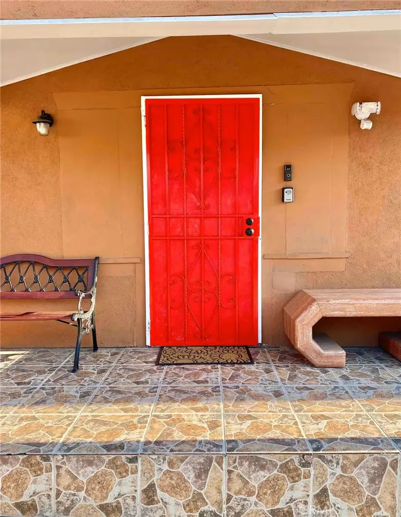 1364 61ST E 61st, Los Angeles, CA 90001 - Image #1