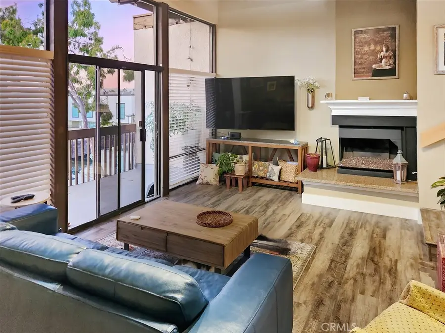 8321 Marina Pacifica N, Long Beach, CA 90803 - Image #3