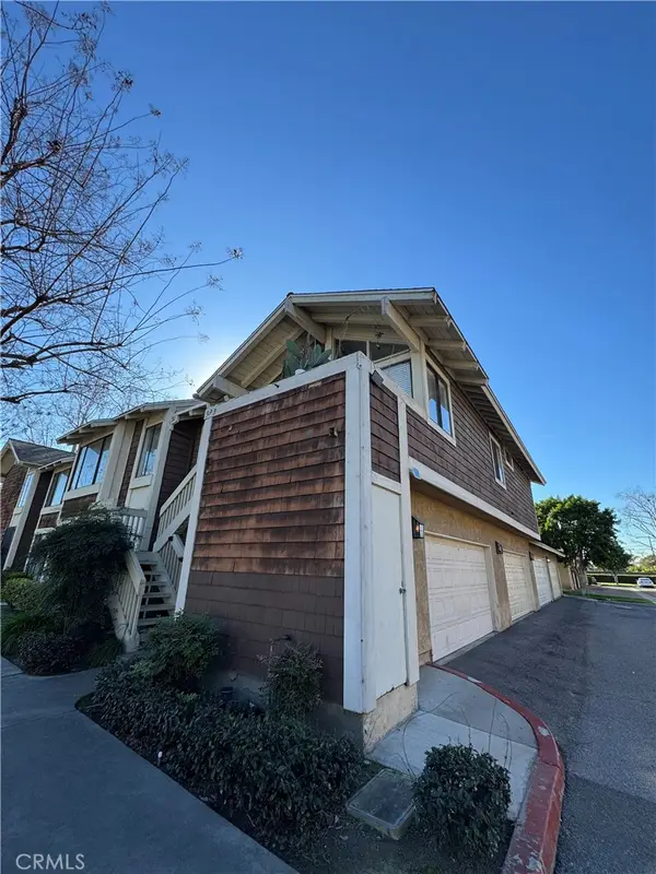 933 S Downey, Anaheim, CA 92804