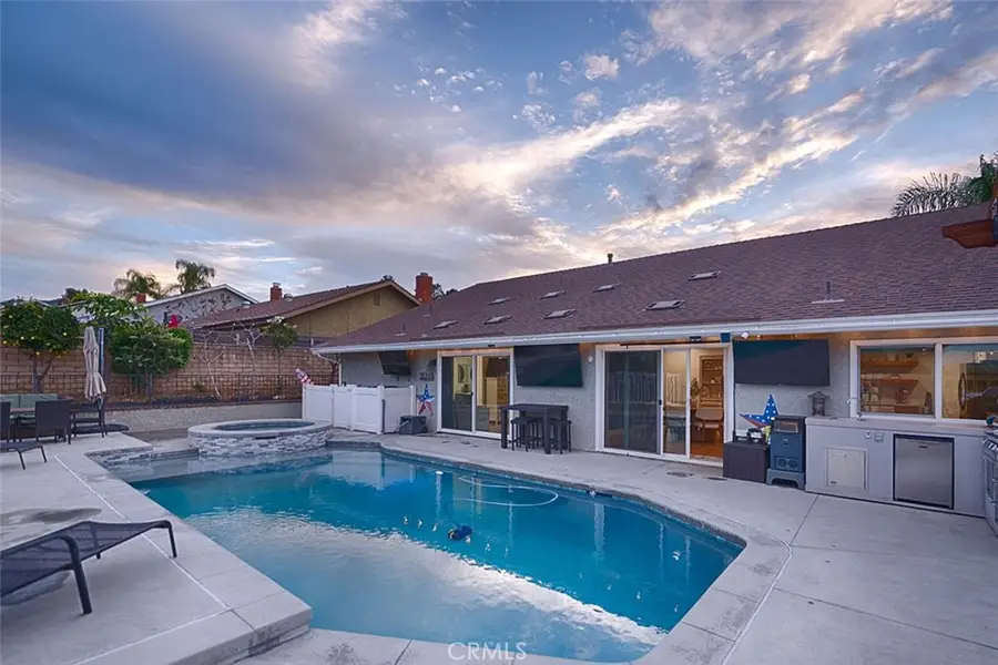 2015 W Ontario, Corona, CA 92882 - Image #3