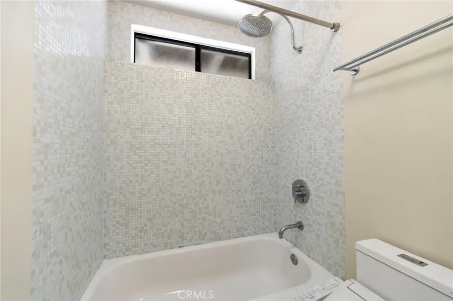 22561 Tula Drive, Saugus, CA 91350 - Image #2