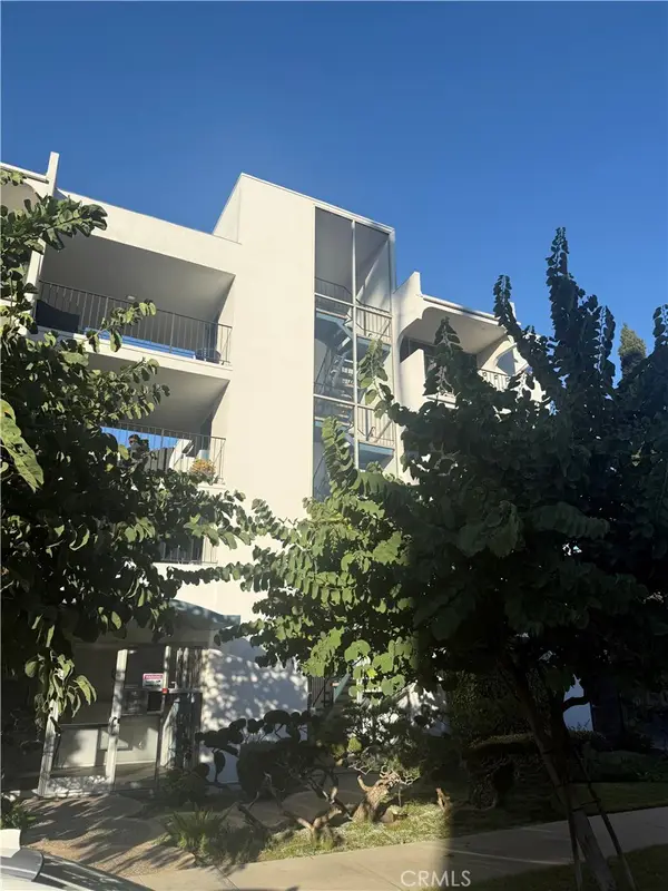 2101 E 2nd St #305, Long Beach, CA 90803