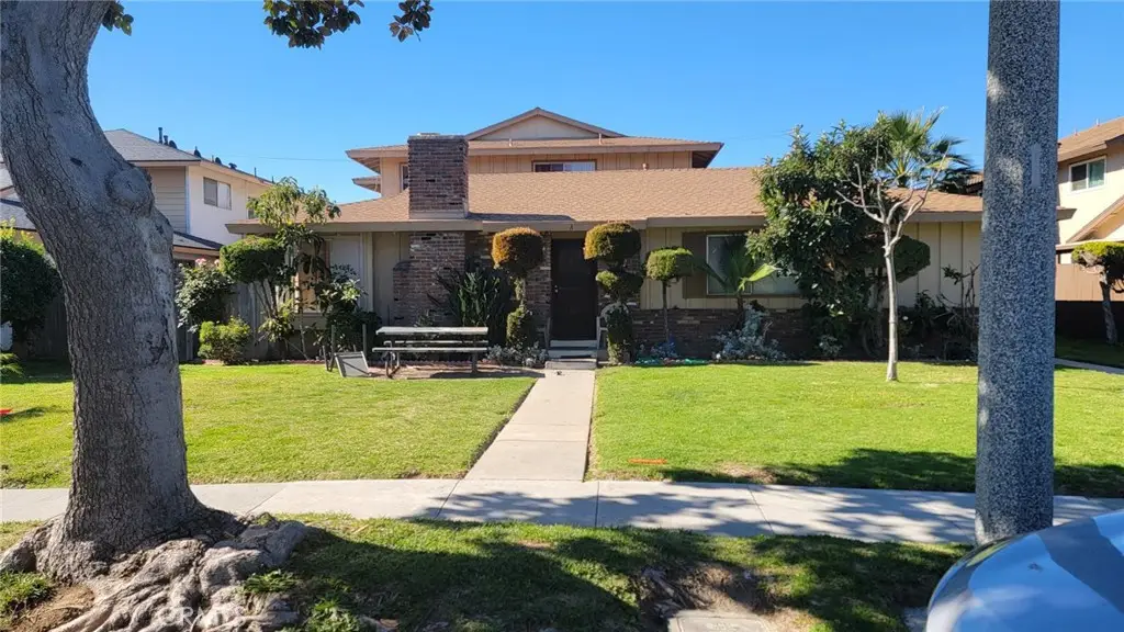 311 N Bayport Circle N, Anaheim, CA 92801 - #1