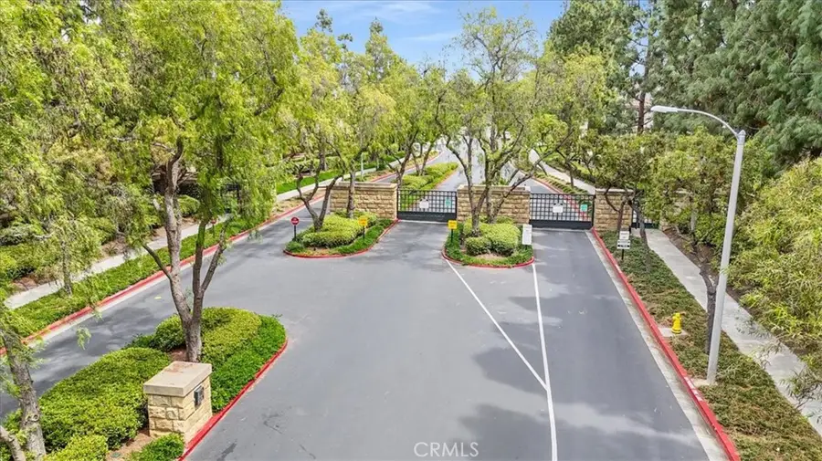 2405 Crescent Oak, Irvine, CA 92618 - #2