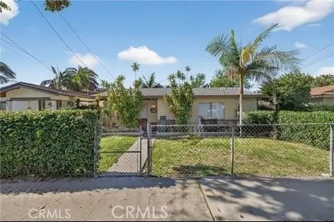 560 N Grand, Orange, CA 92867