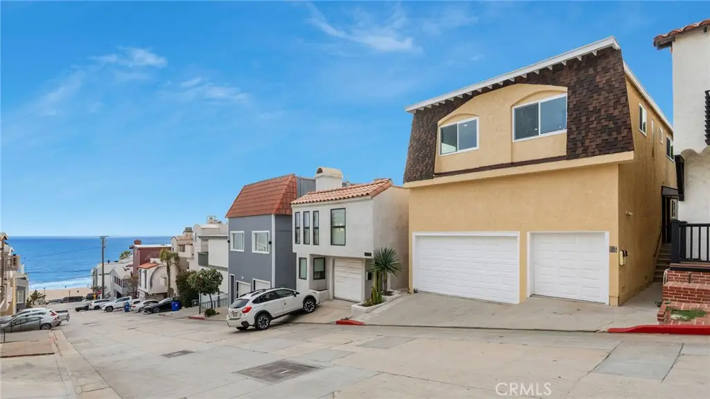 217 43rd, Manhattan Beach, CA 90266 - #1