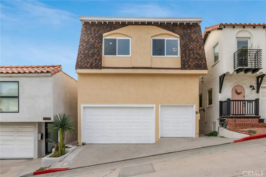 217 43rd, Manhattan Beach, CA 90266 - #2