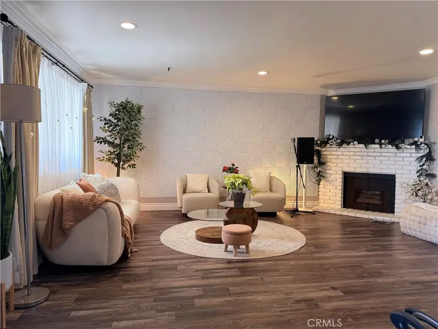 7735 Newman Avenue #104, Huntington Beach, CA 92647 - Image #2