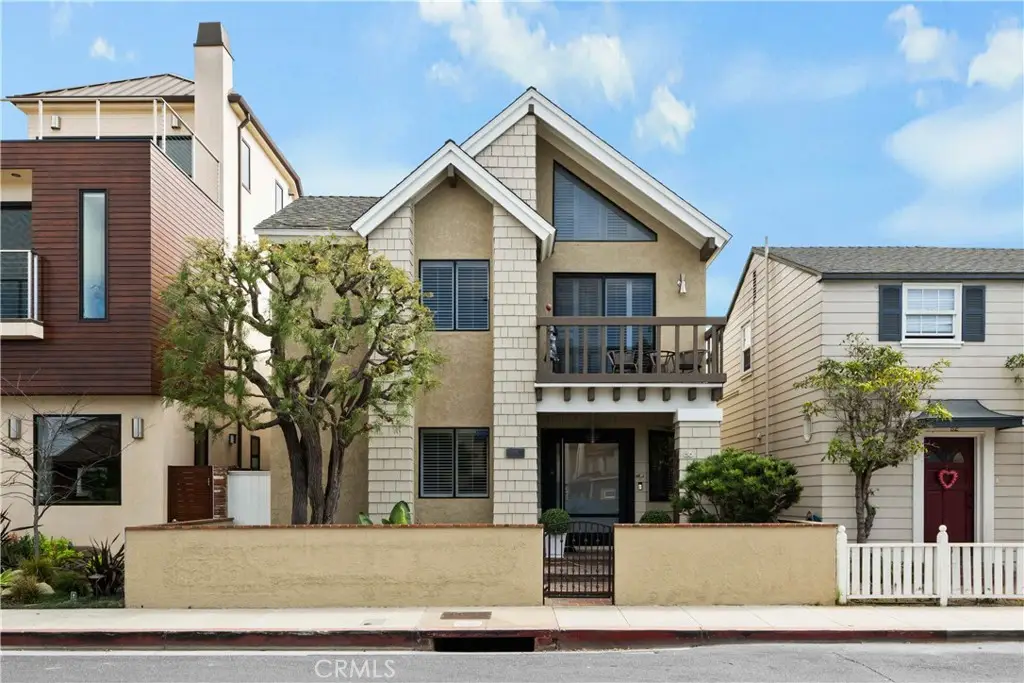 86 Via Di Roma Walk, Long Beach, CA 90803 - #1