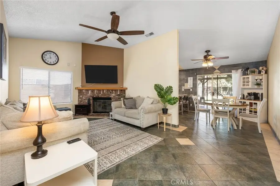 653 E 1st, San Jacinto, CA 92583 - Image #2