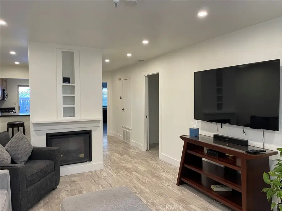 704 S Hayward #c, Anaheim, CA 92804 - Image #3