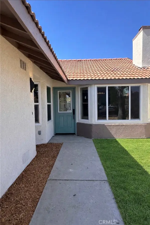 14958 Granada Avenue, Fontana, CA 92335