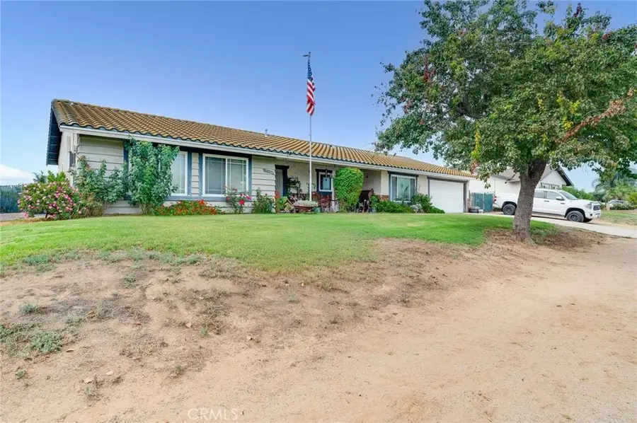 5344 Lucretia, Jurupa Valley, CA 91752 - #2