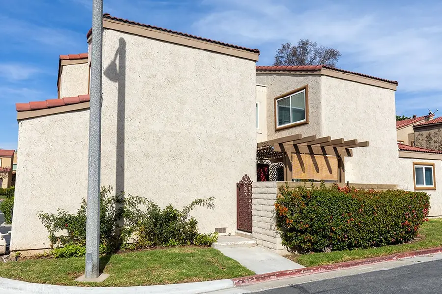 2700 Via Portola, Fullerton, CA 92835 - #3
