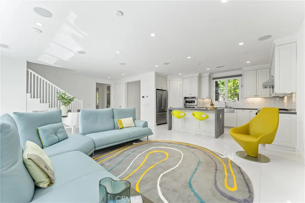 125 Toretta, Irvine, CA 92602 - #1