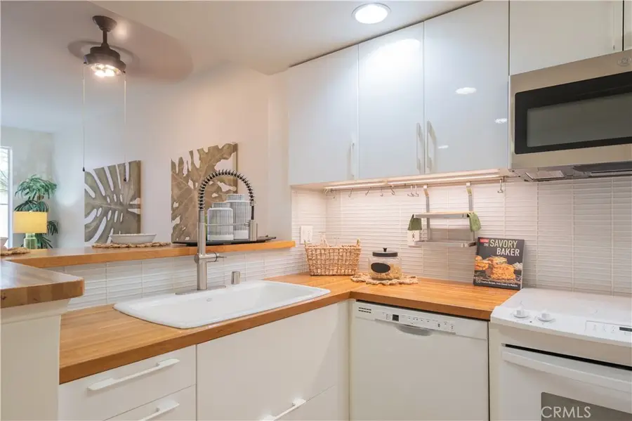 1301 Cabrillo Ave #208, Torrance, CA 90501 - #2