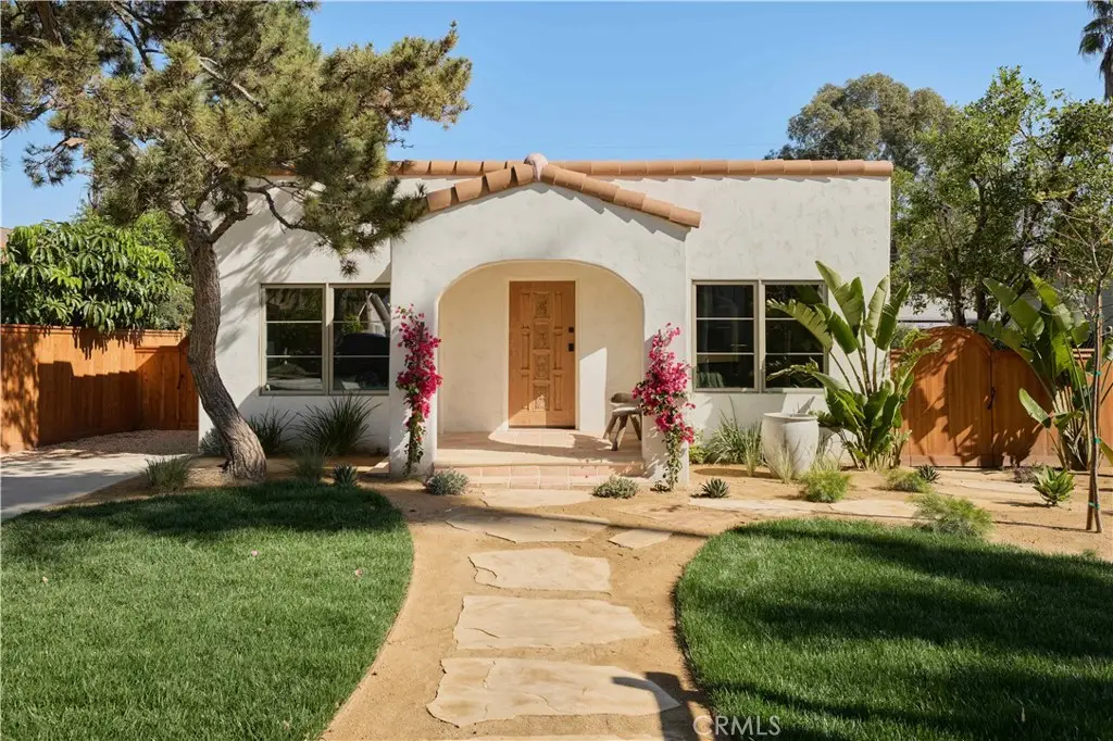 3433 Larga Avenue, Los Angeles, CA 90039 - #1