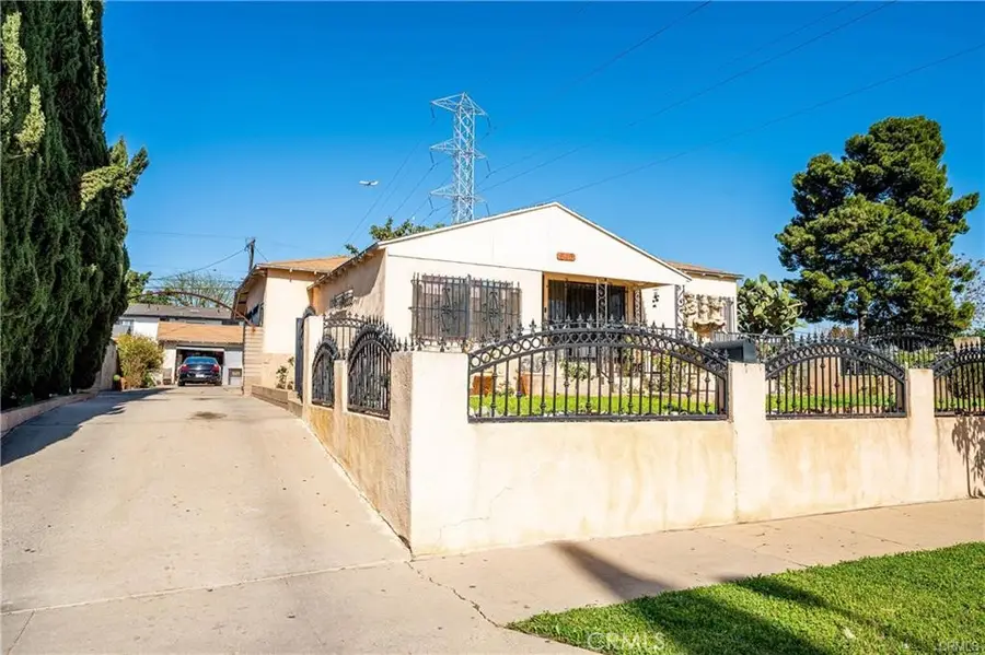 645 E 113th, Los Angeles, CA 90059 - #3