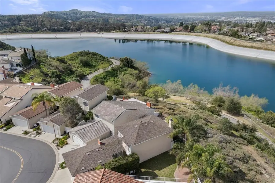 900 S Ridgecrest, Anaheim, CA 92807 - #2