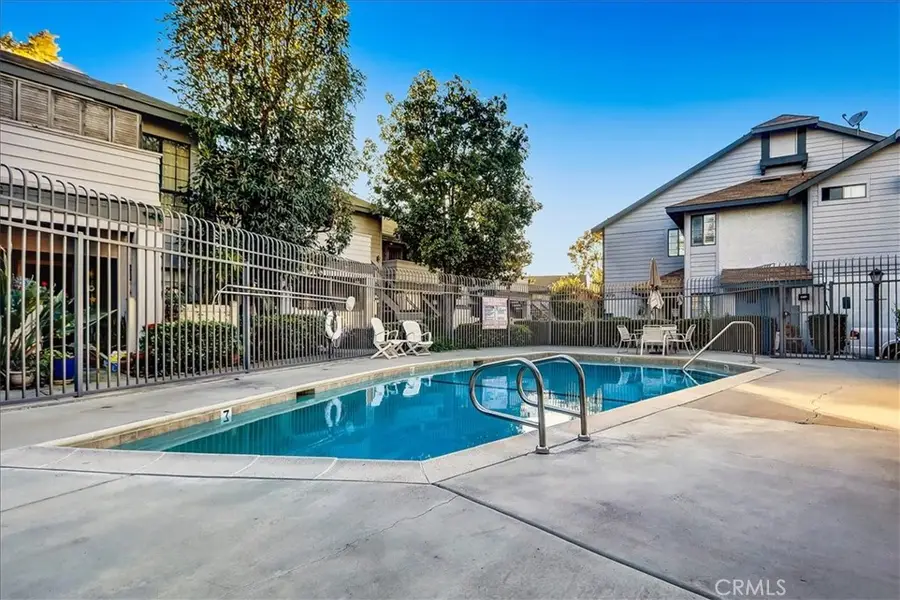 883 W 34th Street #N, Long Beach, CA 90806 - #3