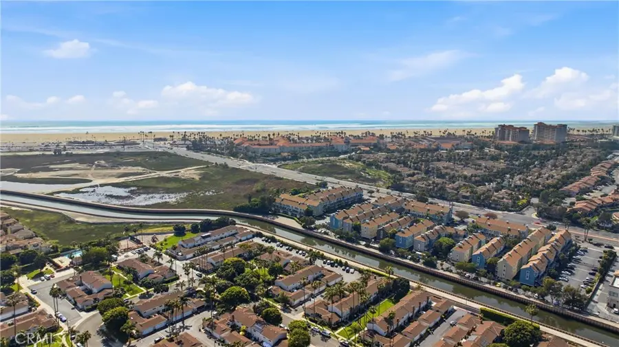 8145 Ridgefield, Huntington Beach, CA 92646 - #2