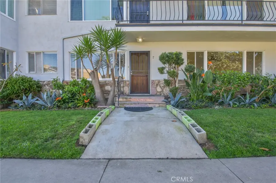 100 Cerritos #7, Long Beach, CA 90802 - #2