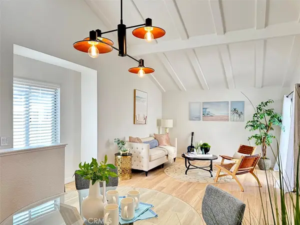 2720 W Segerstrom #D, Santa Ana, CA 92704