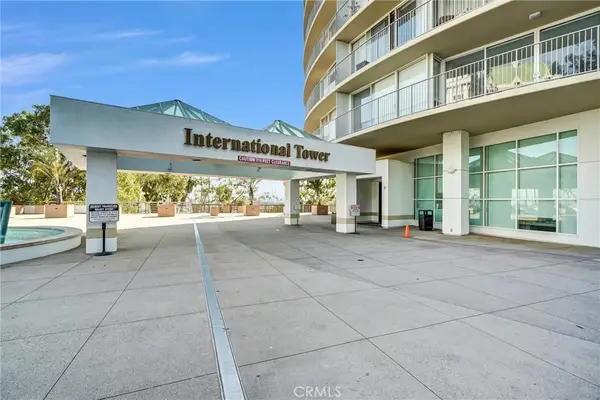 700 E Ocean, Long Beach, CA 90802