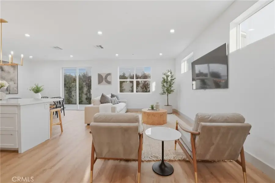 15538 Colorado Avenue, Paramount, CA 90723 - #3