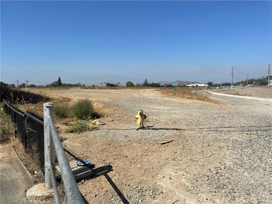3425 Arlington, Riverside, CA 92506 - #3