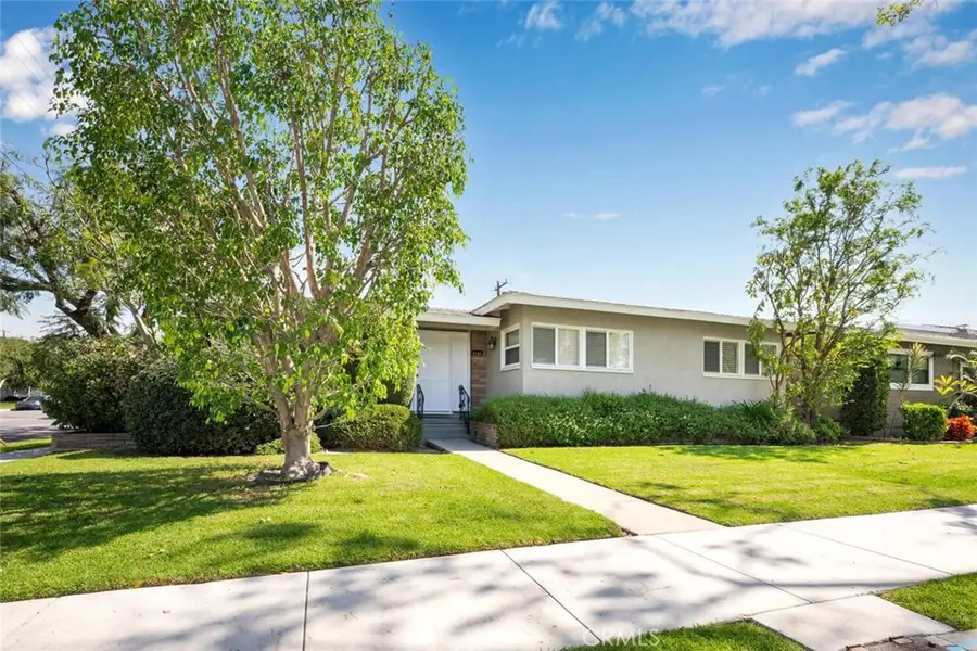 2154 N Studebaker Road, Long Beach, CA 90815 - #2