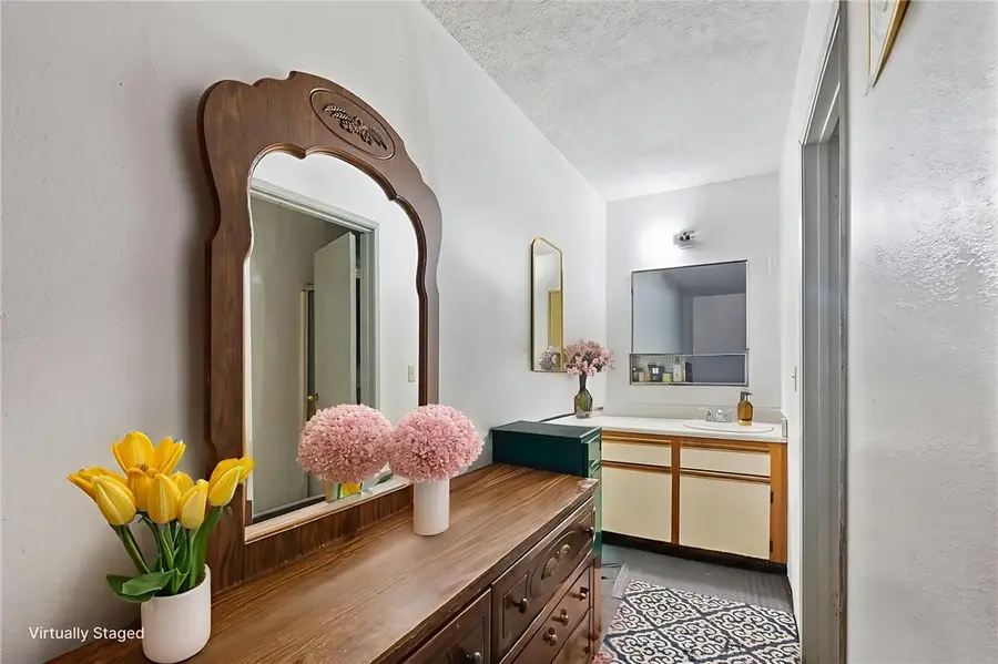 1020 N Kemp, Compton, CA 90220 - #3