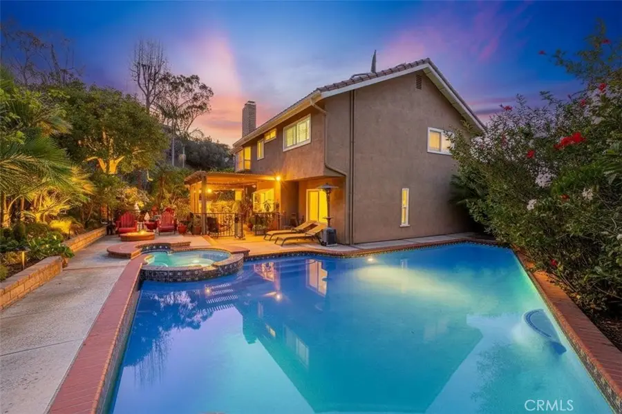 595 S Avenida Faro, Anaheim Hills, CA 92807 - #2