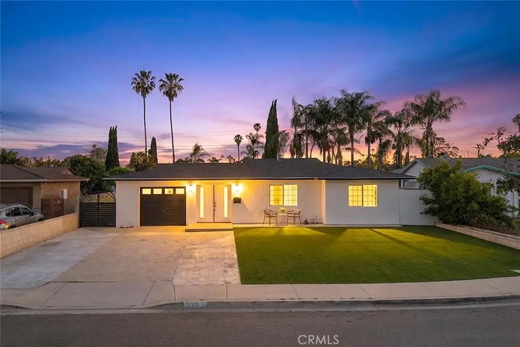 223 West Simmons Avenue, Anaheim, CA 92802 - #1