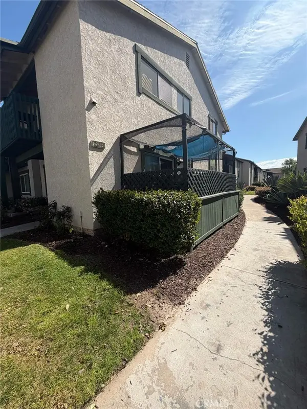 23214 Orange Avenue #3, Lake Forest, CA 92630